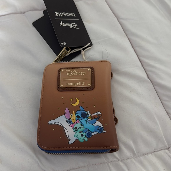 Disney Stitch character wallet - Picture 2 of 11